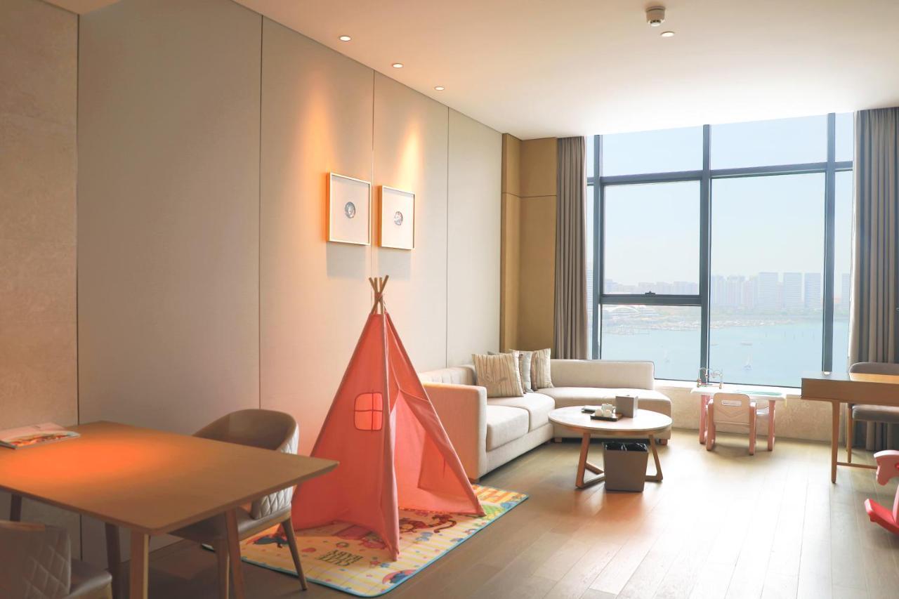 Wyndham Grand Plaza Royale Yuzhou Xiamen Wuyuan Bay Exterior foto