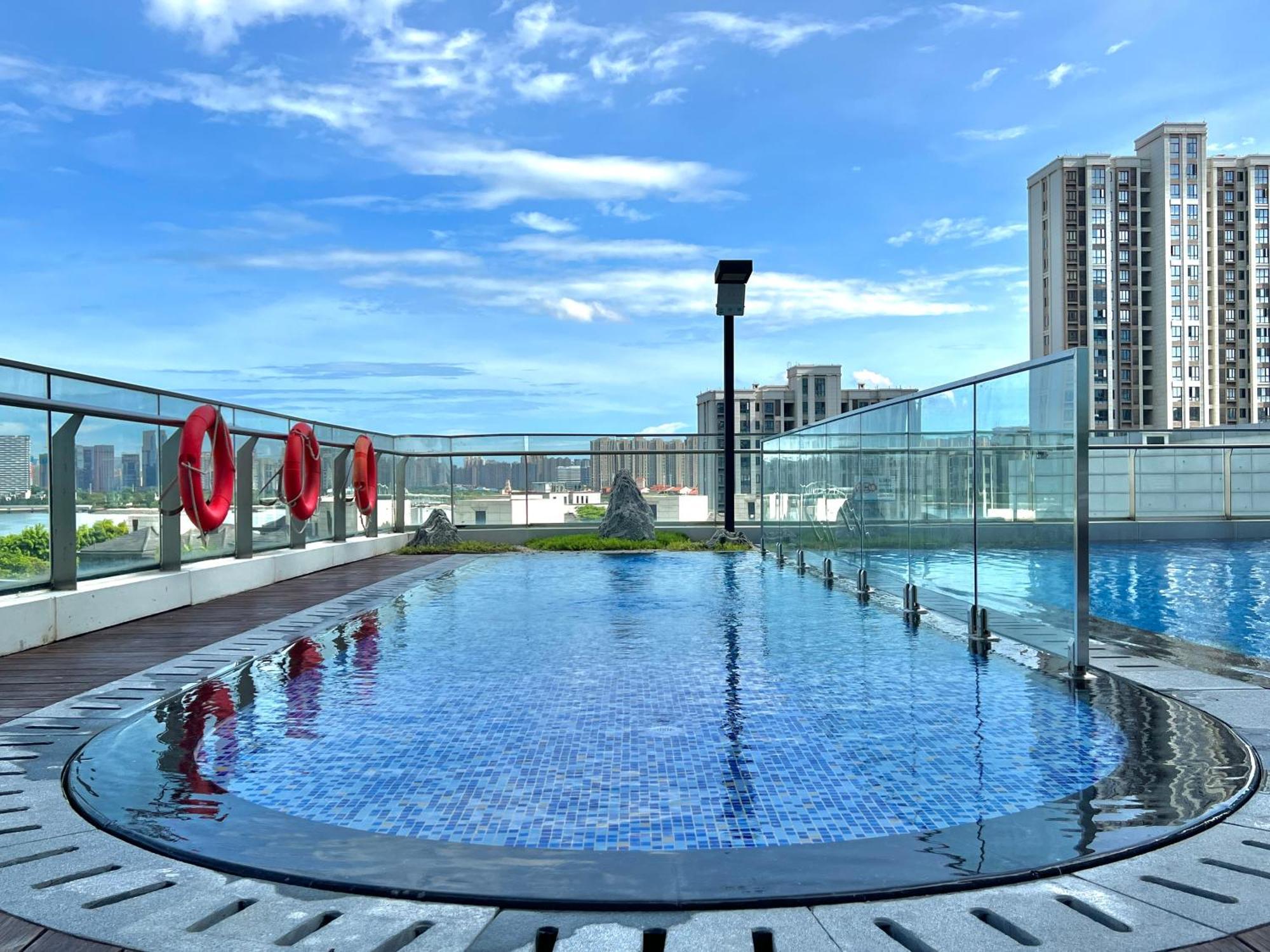 Wyndham Grand Plaza Royale Yuzhou Xiamen Wuyuan Bay Exterior foto