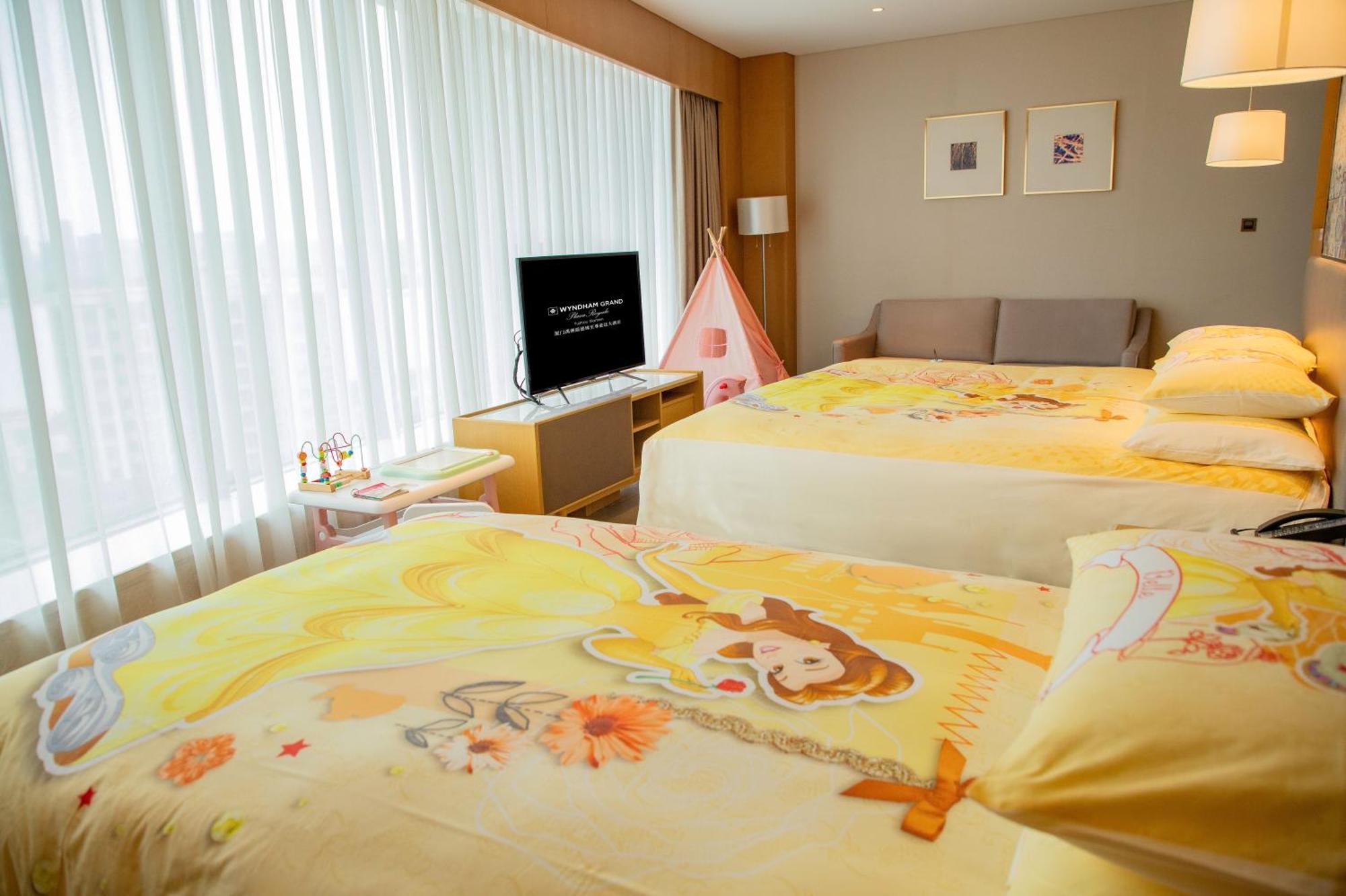 Wyndham Grand Plaza Royale Yuzhou Xiamen Wuyuan Bay Exterior foto