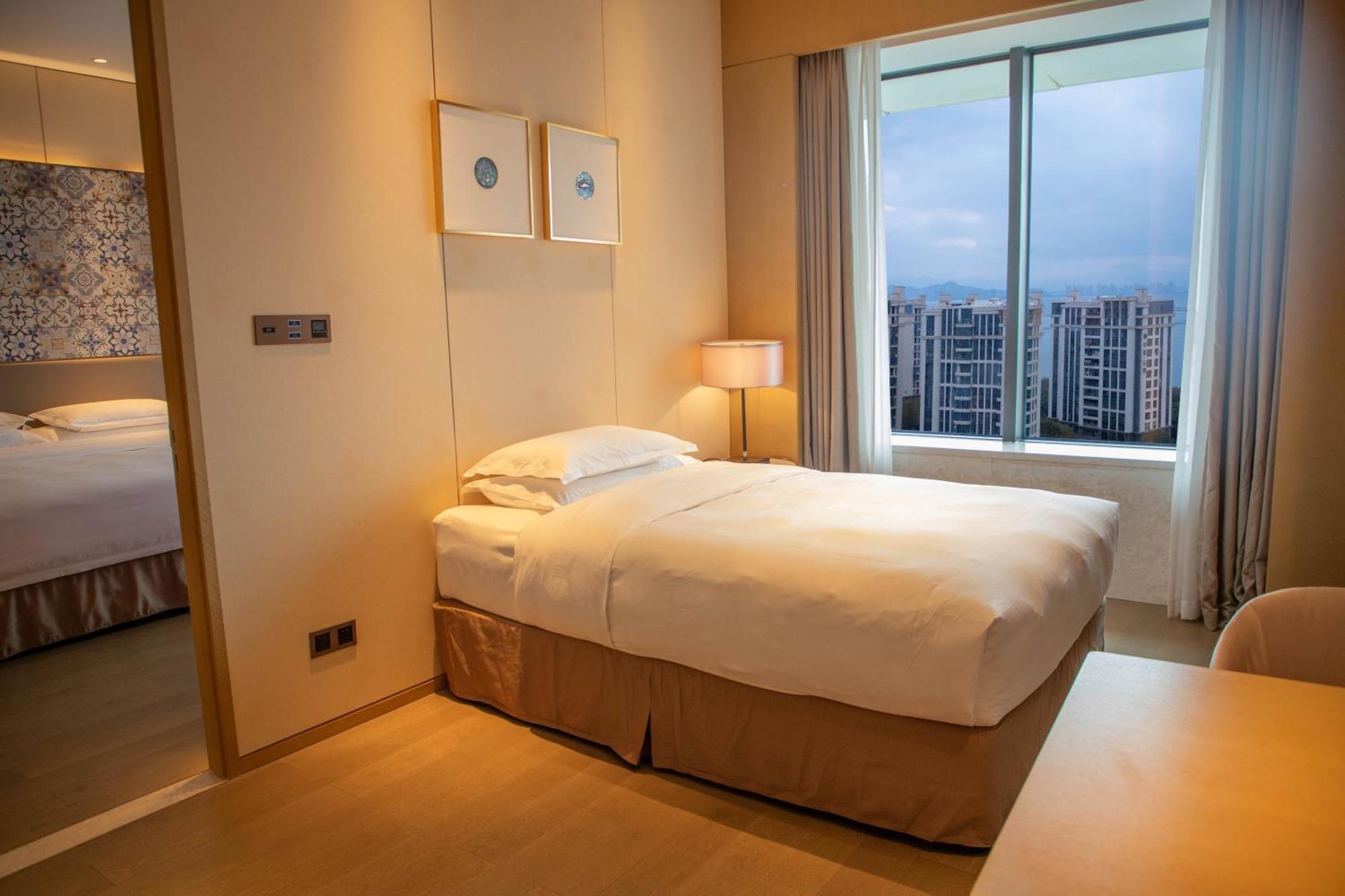 Wyndham Grand Plaza Royale Yuzhou Xiamen Wuyuan Bay Exterior foto